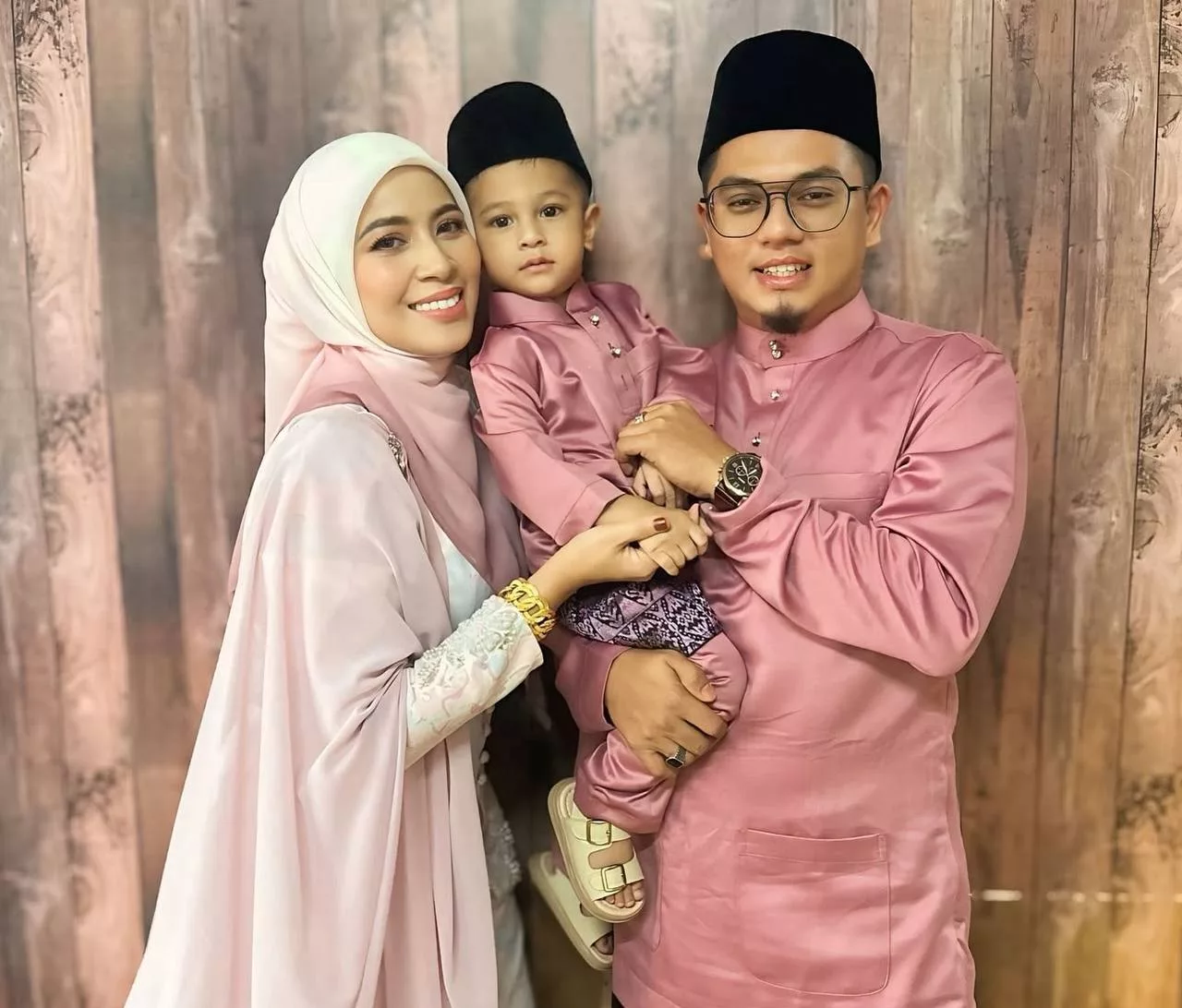 “HDU Tak Best, Tak Boleh Pergi Tandas,” - Buah Pinggang & Darah Dijangkiti Kuman, Syura Syukur Pindah Ke Wad Biasa 5 “HDU Tak Best, Tak Boleh Pergi Tandas,” – Buah Pinggang & Darah Dijangkiti Kuman, Syura Syukur Pindah Ke Wad Biasa