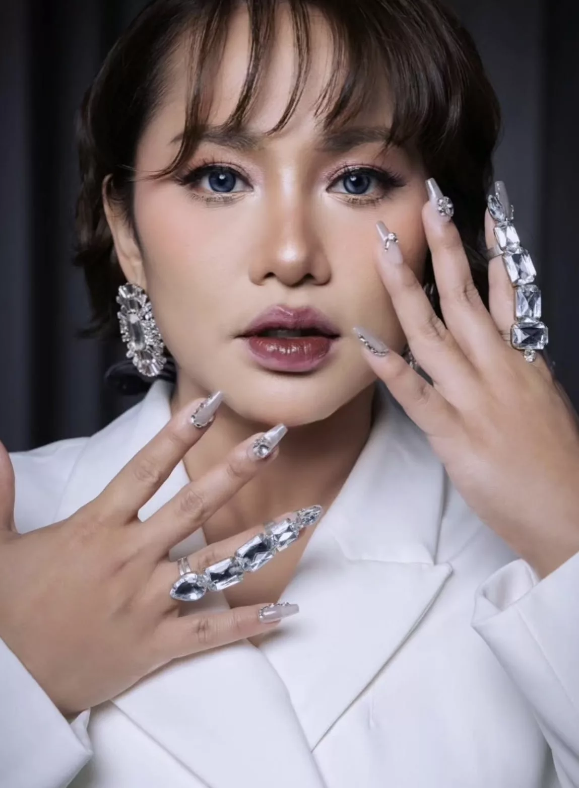 Elly Mazlein Didakwa Bakal Tinggalkan Konti Radio?