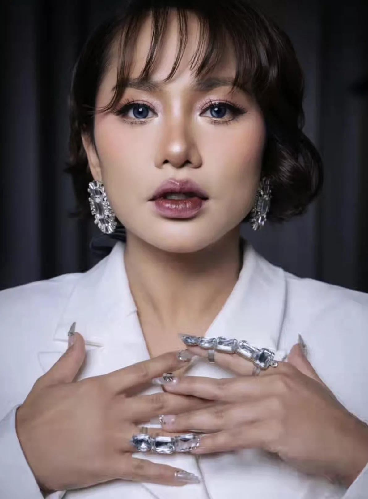 Elly Mazlein Didakwa Bakal Tinggalkan Konti Radio? 7 Elly Mazlein Didakwa Bakal Tinggalkan Konti Radio?