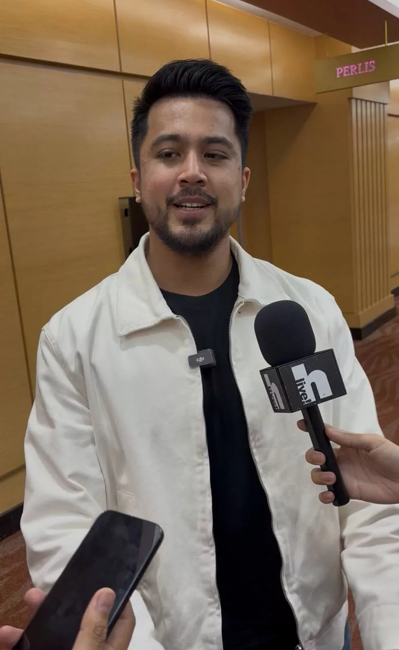 “Segalanya Telah Berlaku, Tak Perlu Ingat Semula,” – Aliff Aziz Nafi Hilangkan Diri Sebab Kontroversi, Percaya Rezeki & Isi Masa Bersama Ibu Bapa