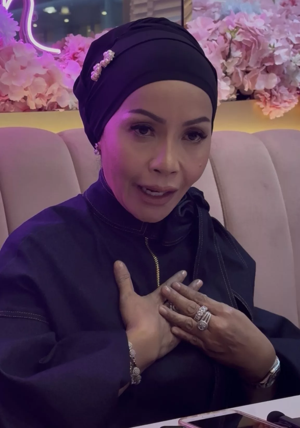 Rumah Tangga Berakhir Selepas Hampir 20 Tahun, Madam Mariyah Sah Cerai & Wujud Kehadiran Orang Ketiga?