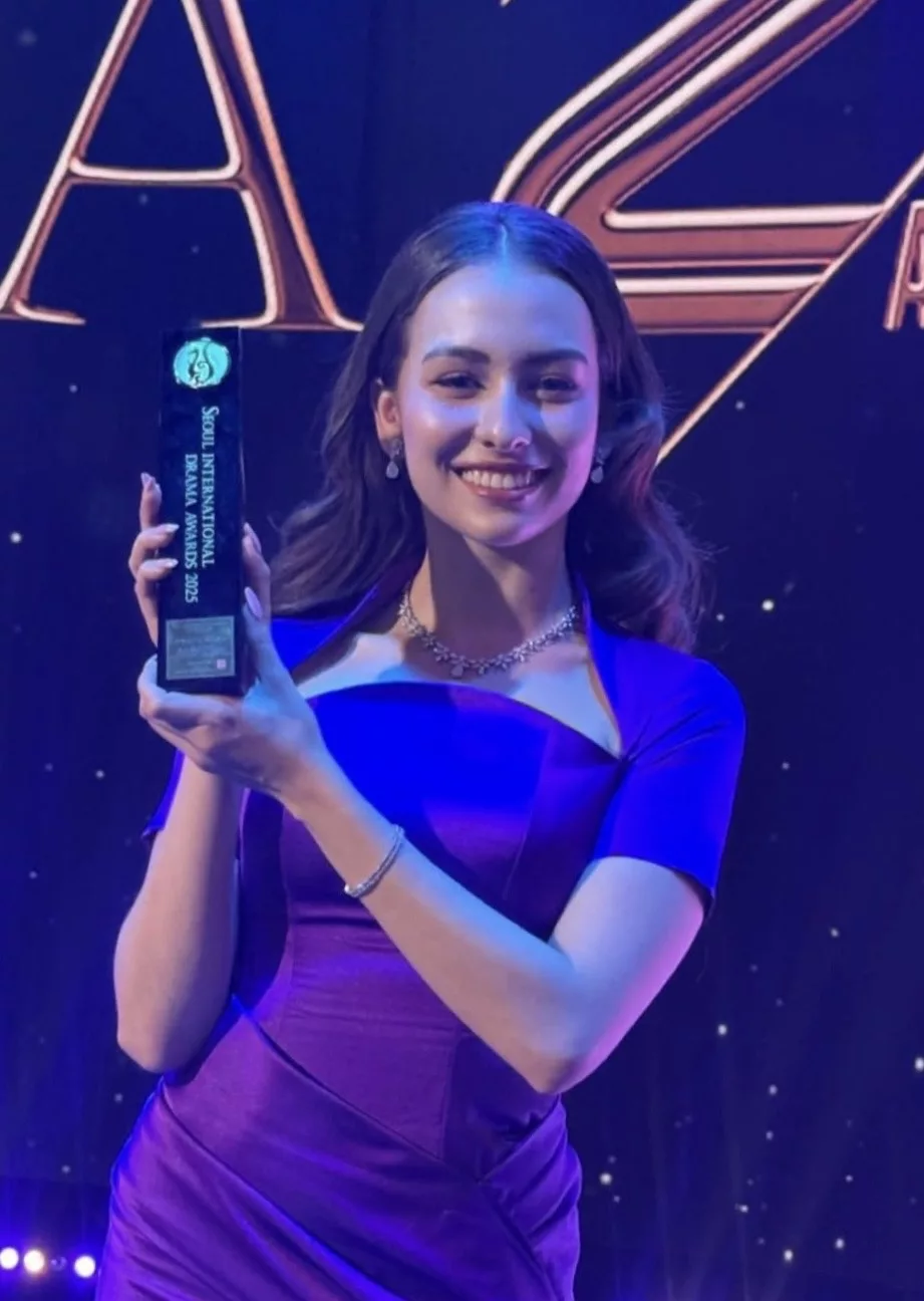 “Saya Benar-Benar Terharu,” - Anna Jobling Menang Trofi Berprestij di Seoul, Angkat Nama Malaysia! 5 “Saya Benar-Benar Terharu,” – Anna Jobling Menang Trofi Berprestij di Seoul, Angkat Nama Malaysia!