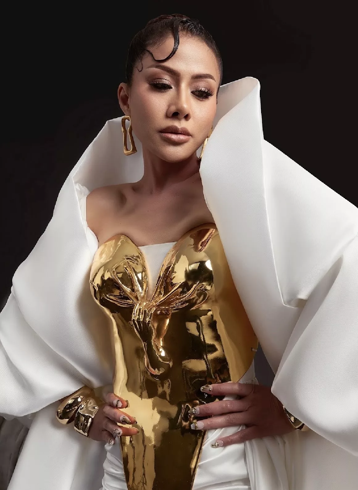 “Suaranya Tinggi, Merendah Diri Dan Penghibur Sejati,” - Asrilia Kagumi Siti Nurhaliza, Rakam Semula Hit Afgan Versi Wanita 7 “Suaranya Tinggi, Merendah Diri Dan Penghibur Sejati,” – Asrilia Kagumi Siti Nurhaliza, Rakam Semula Hit Afgan Versi Wanita