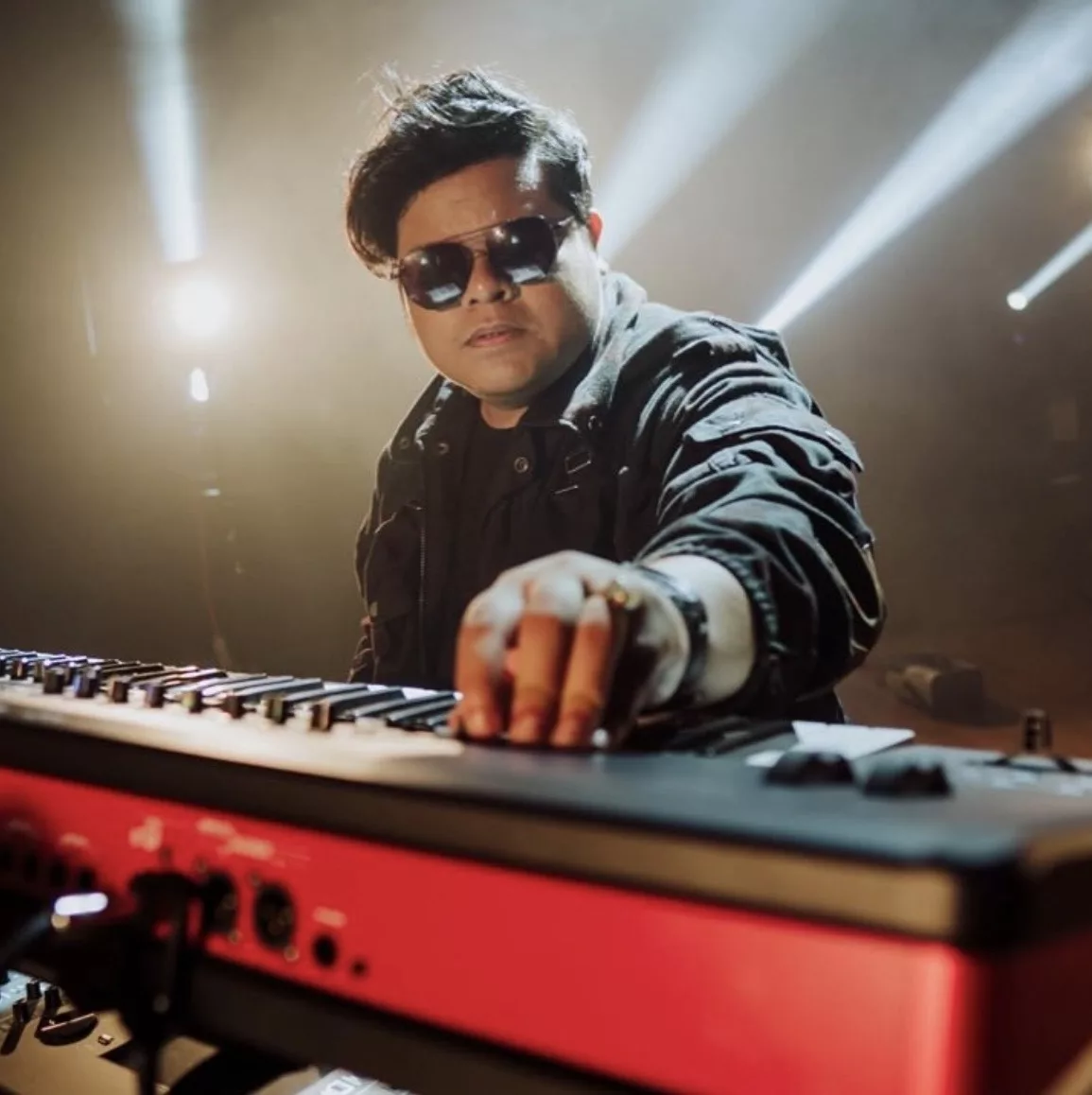 Buang Harga Demi Show? Eric Fuzi Anggap Tak Hormat Ekosistem Industri & Penting Diri - “Kalau Bukan Kita, Siapa Lagi Nak Jaga?” 5 Buang Harga Demi Show? Eric Fuzi Anggap Tak Hormat Ekosistem Industri & Penting Diri – “Kalau Bukan Kita, Siapa Lagi Nak Jaga?”