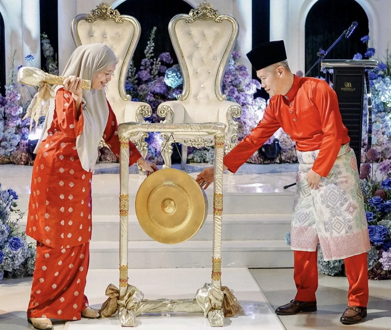 Mila Jirin Hargai Pengorbanan, Bantu Anggota Polis ‘Bina Masjid’ Tanpa Stres Soal Bajet - “Saya Nak Mereka Kahwin Dengan Bahagia…” 12 Mila Jirin Hargai Pengorbanan, Bantu Anggota Polis ‘Bina Masjid’ Tanpa Stres Soal Bajet – “Saya Nak Mereka Kahwin Dengan Bahagia…”