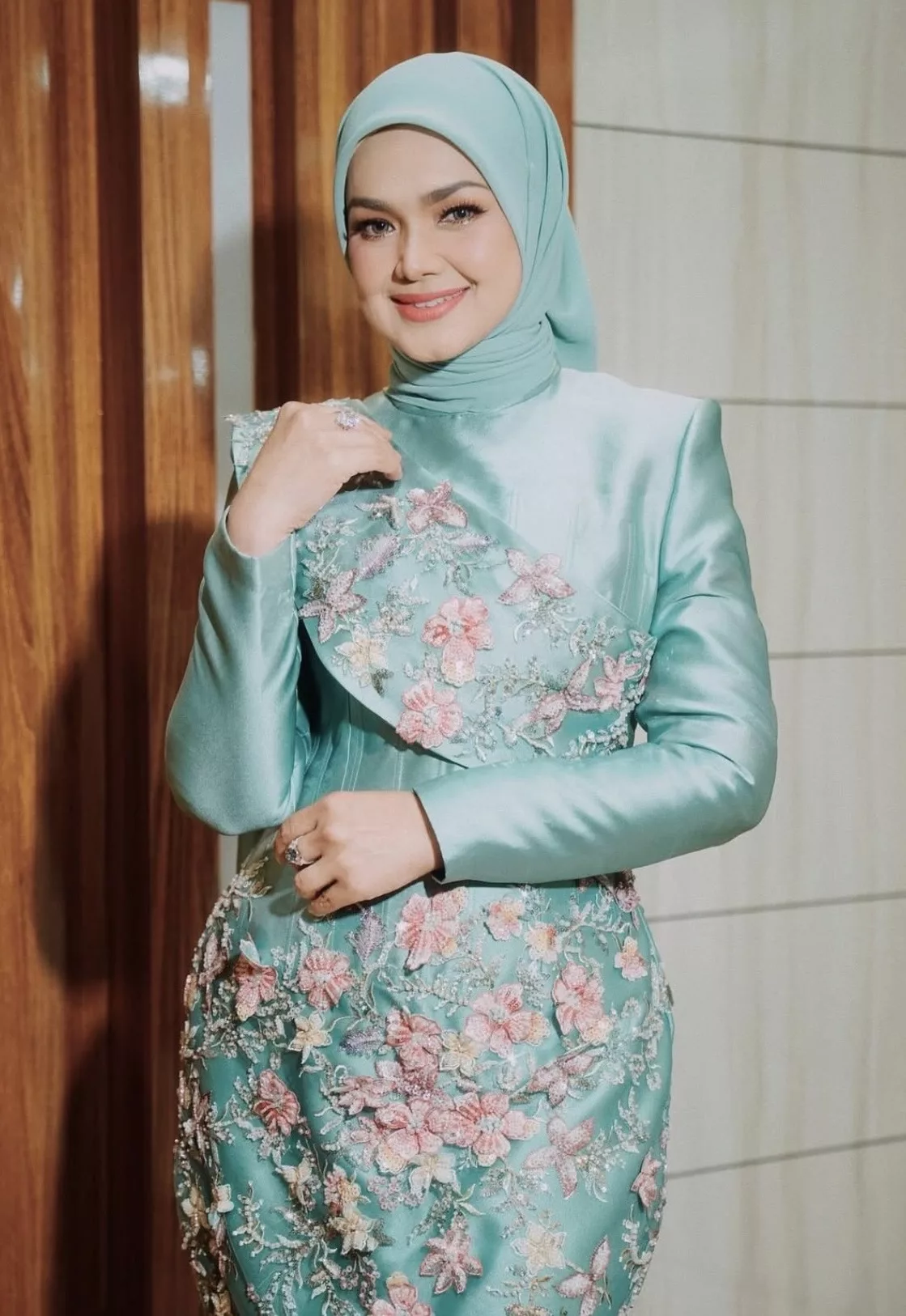 “Tinggal 2,000 Tiket Lagi,” – 58,000 Tempat Duduk Konsert ‘Legacy 30 Siti Nurhaliza’ Sudah Terjual, Siti Nurhaliza Syukur & Terharu