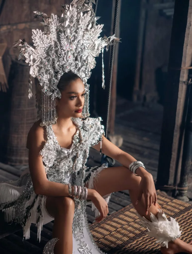 Viviana Lin Winston Bawa Semangat ‘Ratu Terabai Iban’ Di Pentas Miss Grand International 2025