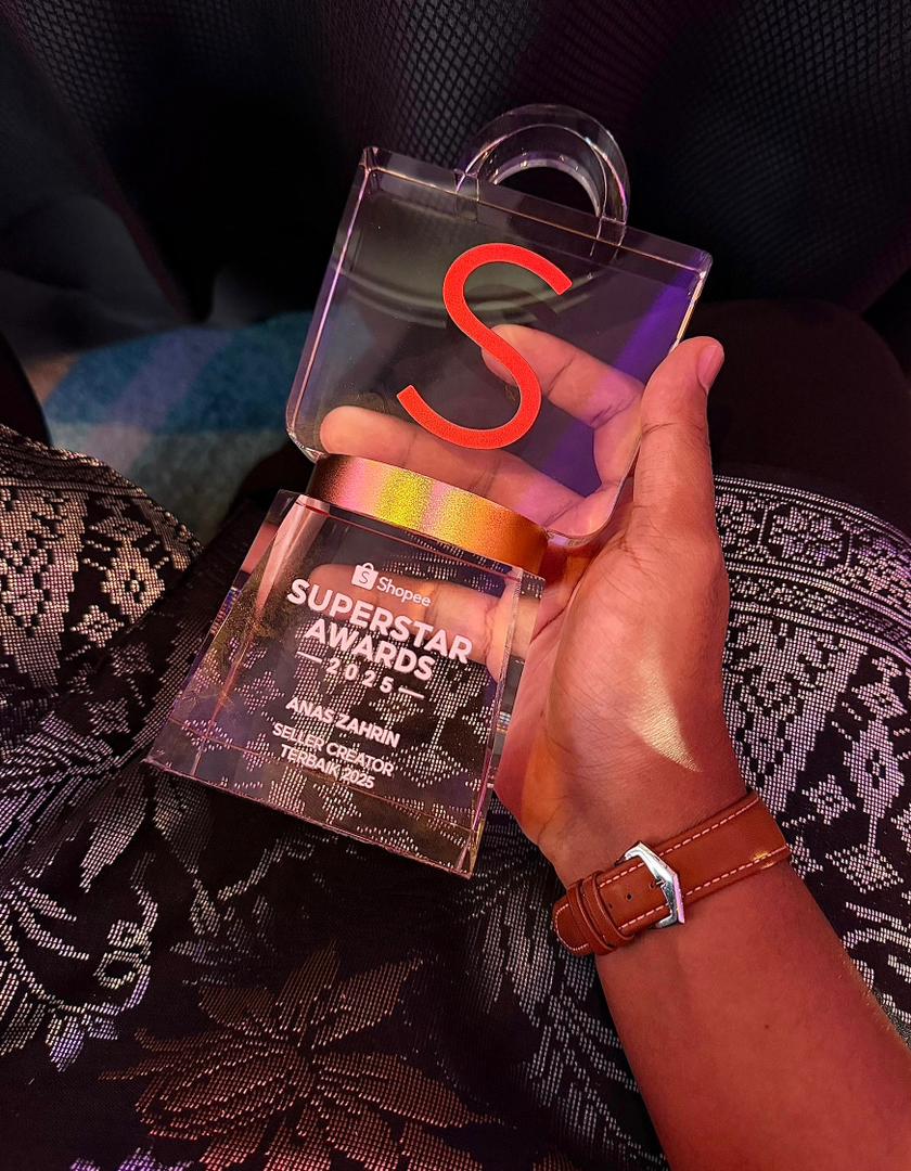 “Detik Manis Untuk Dikenang Sampai Bila-Bila,” – Tahniah! Anas Zahrin Menang Seller Creator Terbaik!