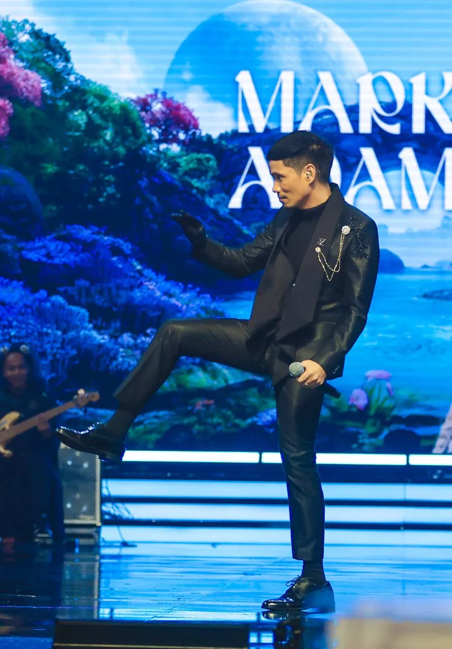 “Biar Hidup Susah, Jangan Hilang Adab,” – Mark Adam Nafikan Tuduhan Biadap Di GV12, Suka Bergurau Sejak Kecil 14 “Biar Hidup Susah, Jangan Hilang Adab,” – Mark Adam Nafikan Tuduhan Biadap Di GV12, Suka Bergurau Sejak Kecil