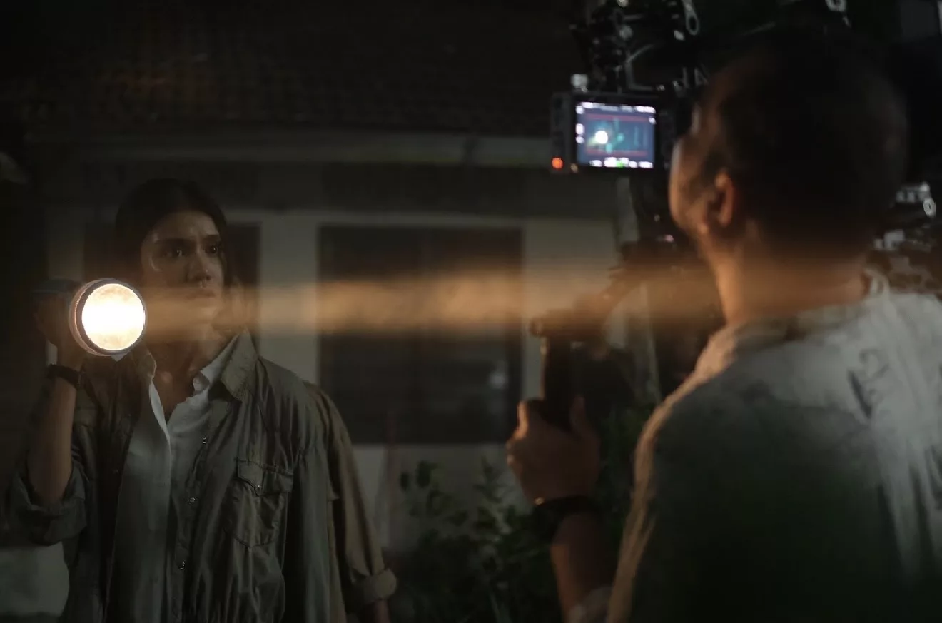 Mimi Lana Mandi Darah Sampai Rambut Pun Jadi Keras Sebab ‘Polong’, - “Ada Babak Yang Memang ‘Gore’.” 16 Mimi Lana Mandi Darah Sampai Rambut Pun Jadi Keras Sebab ‘Polong’, – “Ada Babak Yang Memang ‘Gore’.”