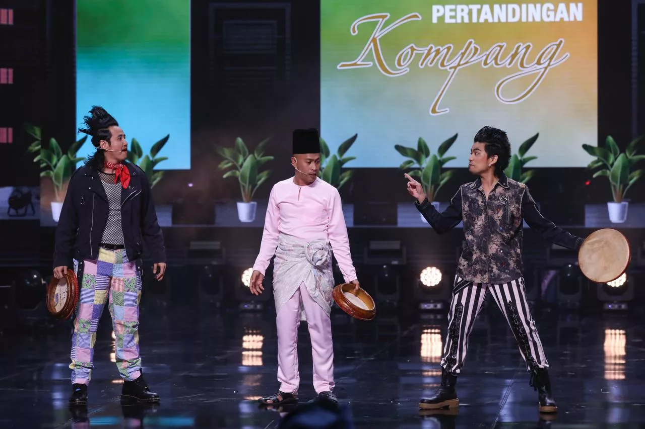 “Lebih Baik Ada Daripada Tiada,” – Nanas Jawab Isu Teguran Ayat Suci Diselitkan Dalam Persembahan Lawak, Raih 3 Standing Ovation