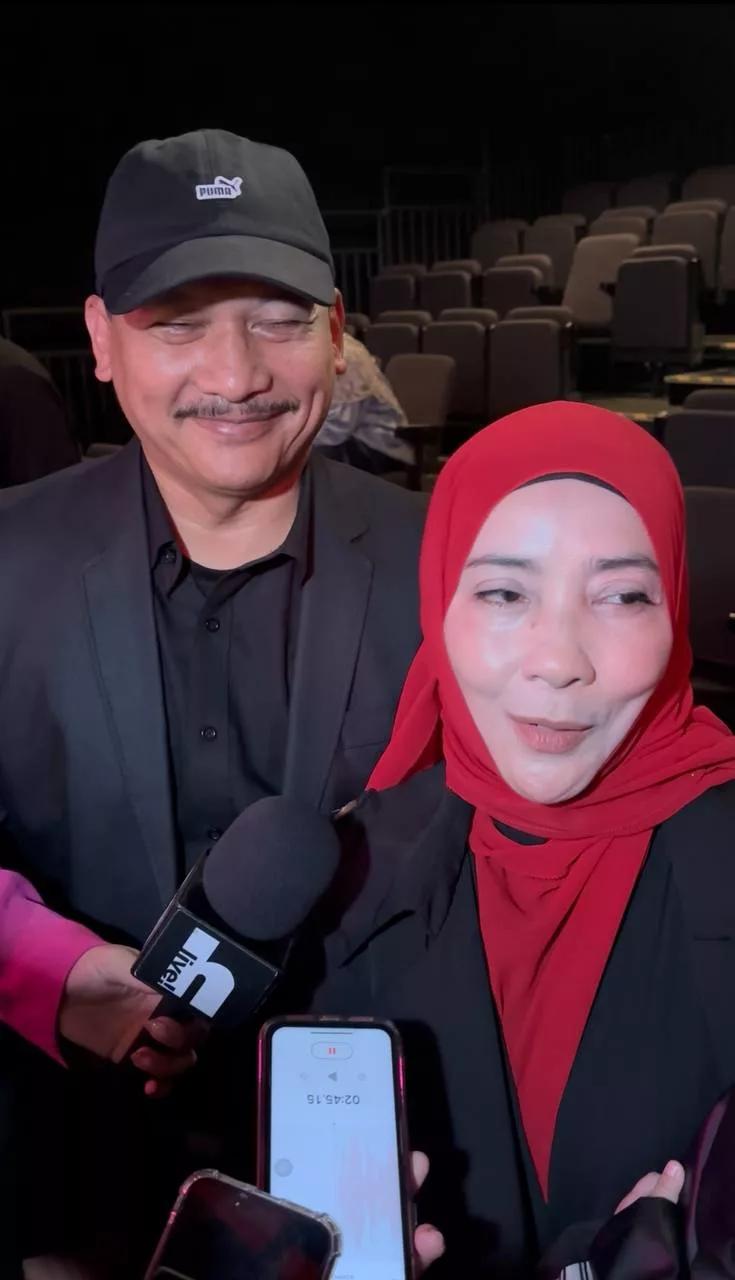 “Dari Tak Nak, Tersuka Pula…,” - Senyuman & Pick Up Line Jadi Asbab Ibu Shila Amzah Terima Lamaran Selepas Sebulan Kenal 6 “Dari Tak Nak, Tersuka Pula…,” – Senyuman & Pick Up Line Jadi Asbab Ibu Shila Amzah Terima Lamaran Selepas Sebulan Kenal