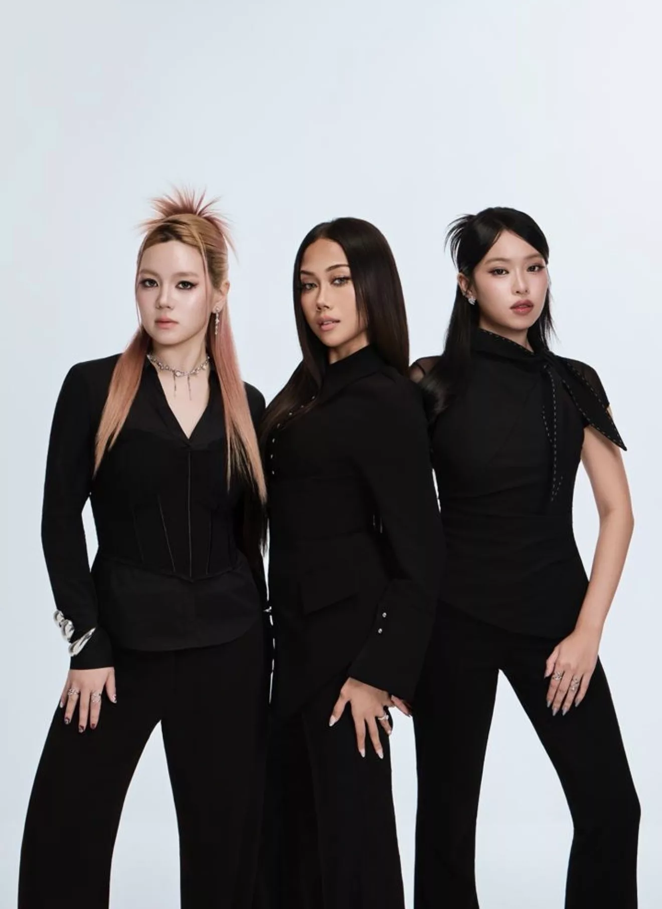 MV Terbaharu Dolla Diturunkan, Universal Music Hormati Suara & Pandangan