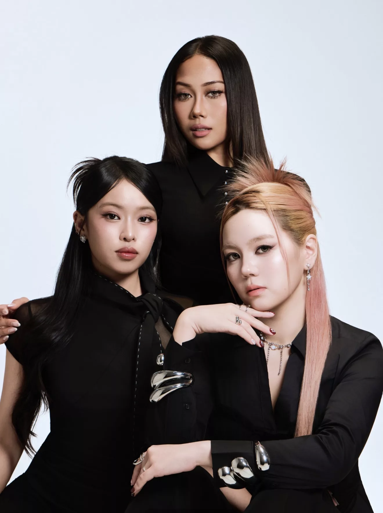 MV Terbaharu Dolla Diturunkan, Universal Music Hormati Suara & Pandangan