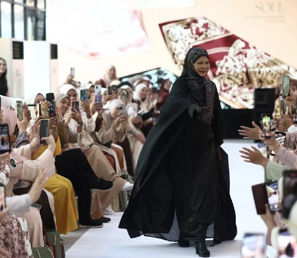 “Betulkah Mahukan Saya? Maklumlah Saya Sudah Berusia, Ramai Lagi Pendatang Baharu…,” – Noor Kumalasari