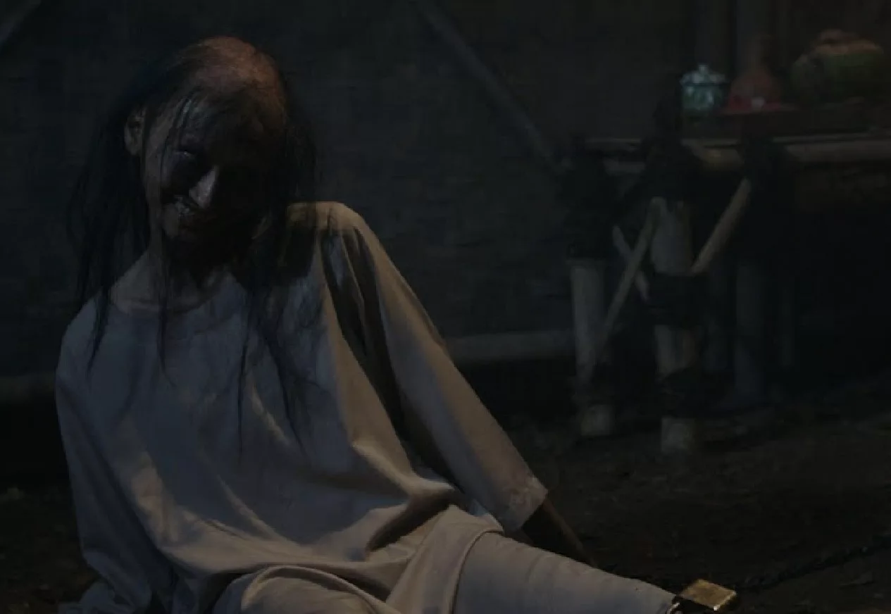 Menjelang Magrib 2… Kisah Seram Remaja Perempuan Yang Dipasung Hidup Semula!