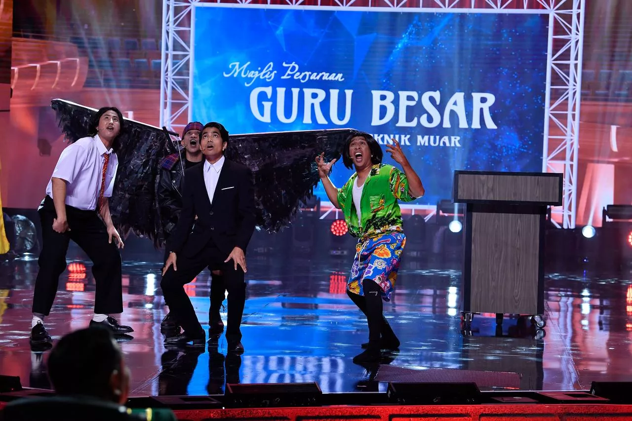 Prop Cecah Lima Angka Demi Persembahan ‘Gila’ Kreatif & Tidur Pun Tak Cukup Demi Nanas, Achey – “Apa Mereka Order, Saya Buat.”