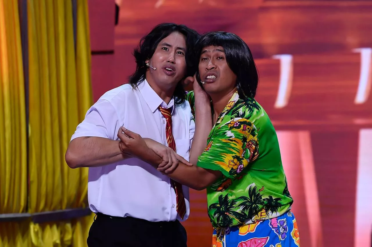 Prop Cecah Lima Angka Demi Persembahan ‘Gila’ Kreatif & Tidur Pun Tak Cukup Demi Nanas, Achey – “Apa Mereka Order, Saya Buat.”