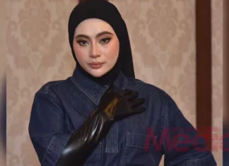 “Memang Tinggalkan Datuk Red Di Tepi Jalan Tapi Bersebab, Tak Boleh Dikongsikan Kepada Umum,” – Adira Suhaimi