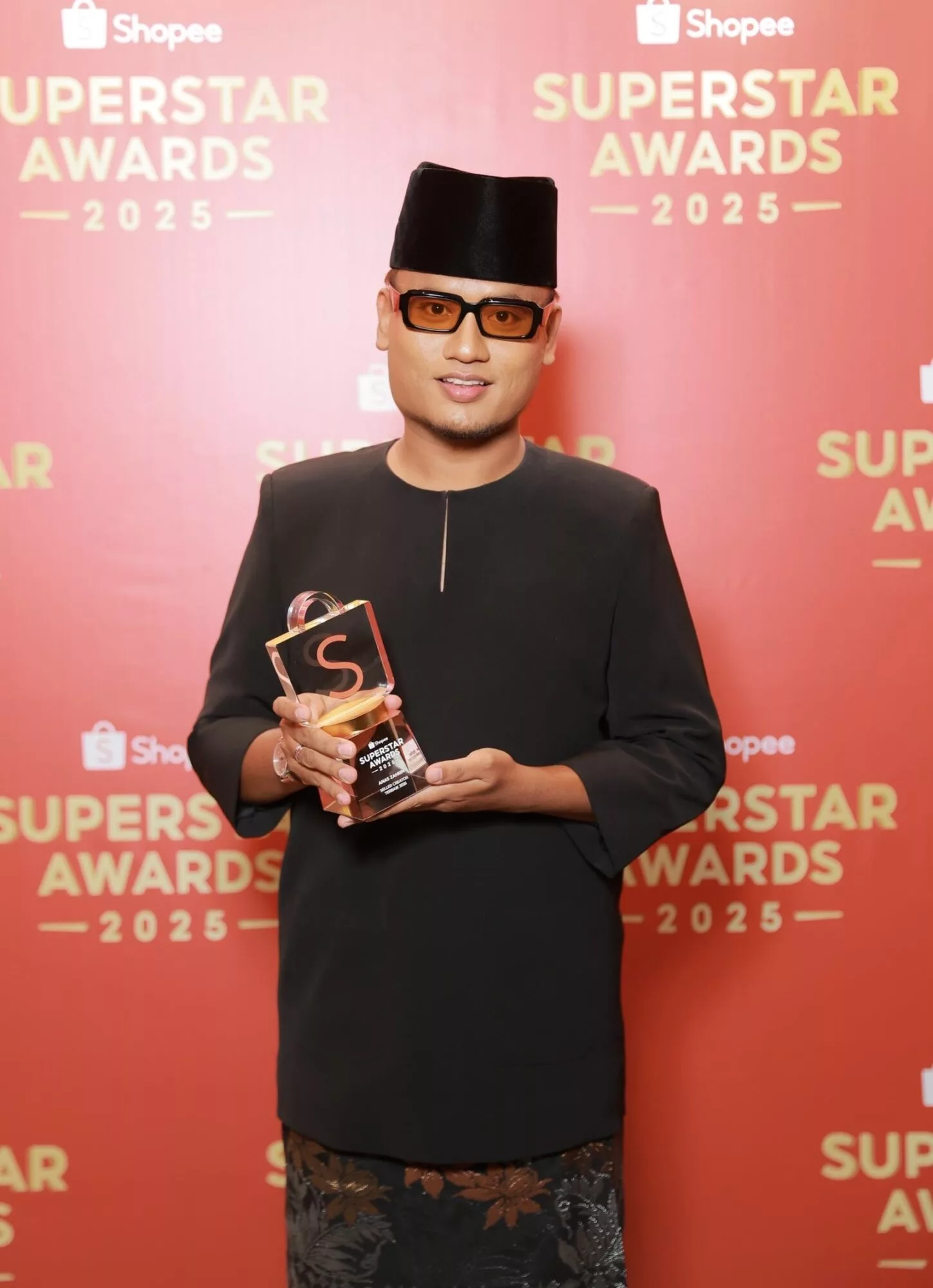 “Detik Manis Untuk Dikenang Sampai Bila-Bila,” – Tahniah! Anas Zahrin Menang Seller Creator Terbaik!