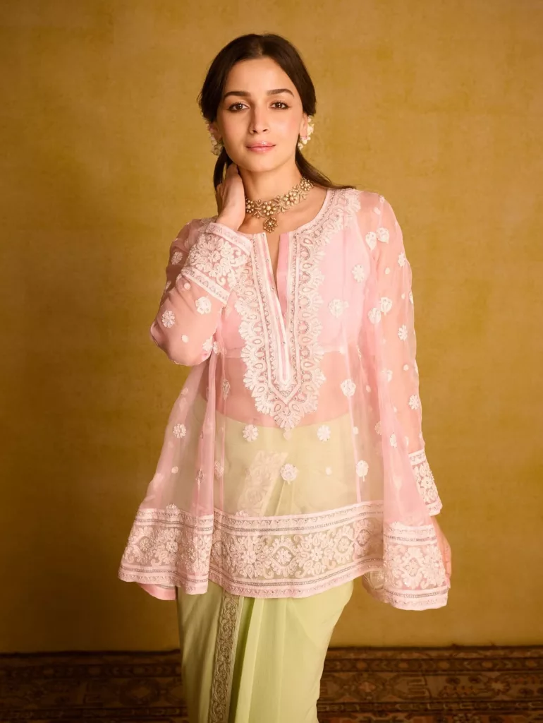 Kuch Kuch Hota Hai Remake? Ini Barisan Pelakon Baru Yang Disebut Pengarah Filem Ikonik Tersebut 8 Kuch Kuch Hota Hai Remake? Ini Barisan Pelakon Baru Yang Disebut Pengarah Filem Ikonik Tersebut