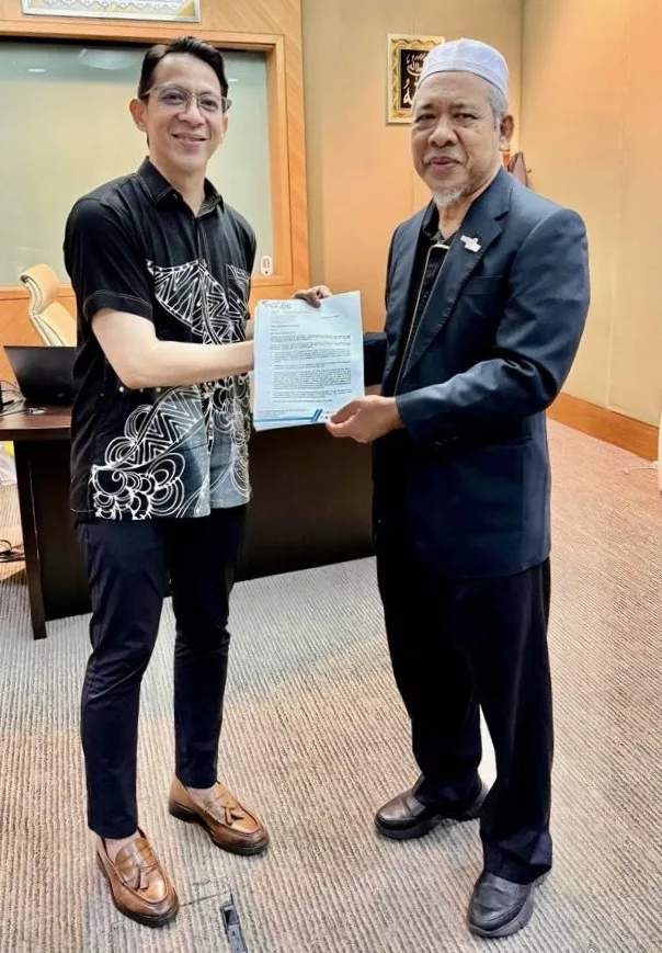 Bukan Sekadar Bazar, Penyanyi Rayme Zainal Janjikan Pengalaman Raya Terbesar Di Puncak Tertinggi Putrajaya! – “Festival Paling Ikonik.”