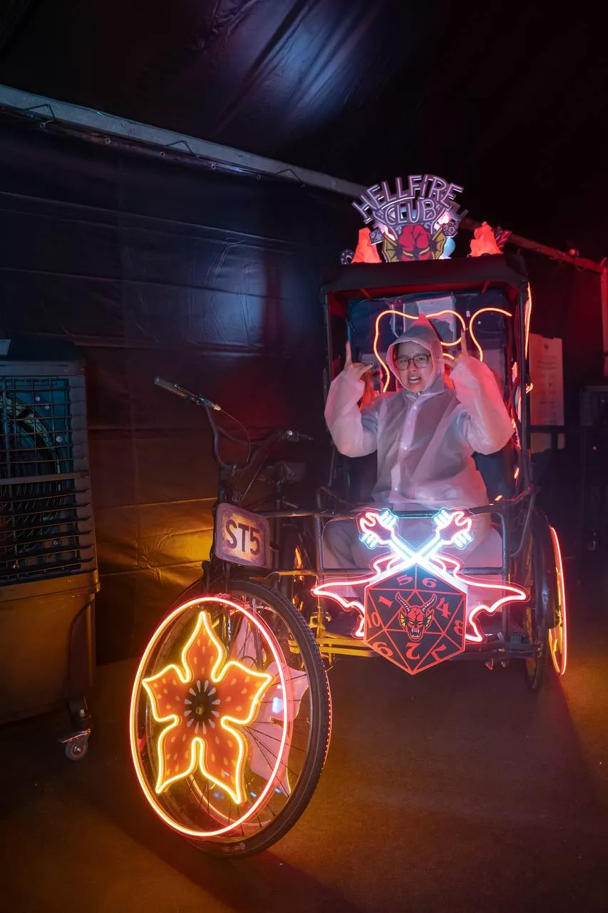 Beca Hawkins & Hell Fire Club Dah Sampai Kuala Lumpur? Jadi Yang Terawal Saksikan Stranger Things 5 Akhir Dengan Pakej Astro One! 17 Beca Hawkins & Hell Fire Club Dah Sampai Kuala Lumpur? Jadi Yang Terawal Saksikan Stranger Things 5 Akhir Dengan Pakej Astro One!