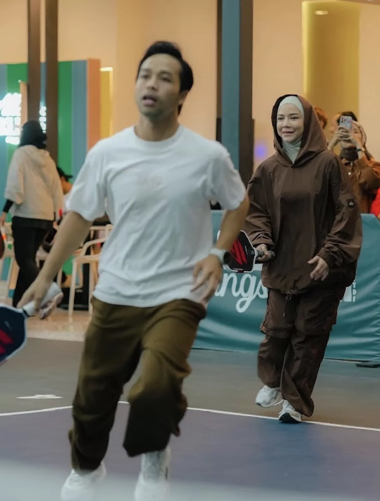 Nora Danish Enggan Ulas Hubungan, Mickey Ayo Tak Biasa Jadi Perhatian – “Tak Mahu Komen, Saya Fikir Masih Terlalu Awal.”