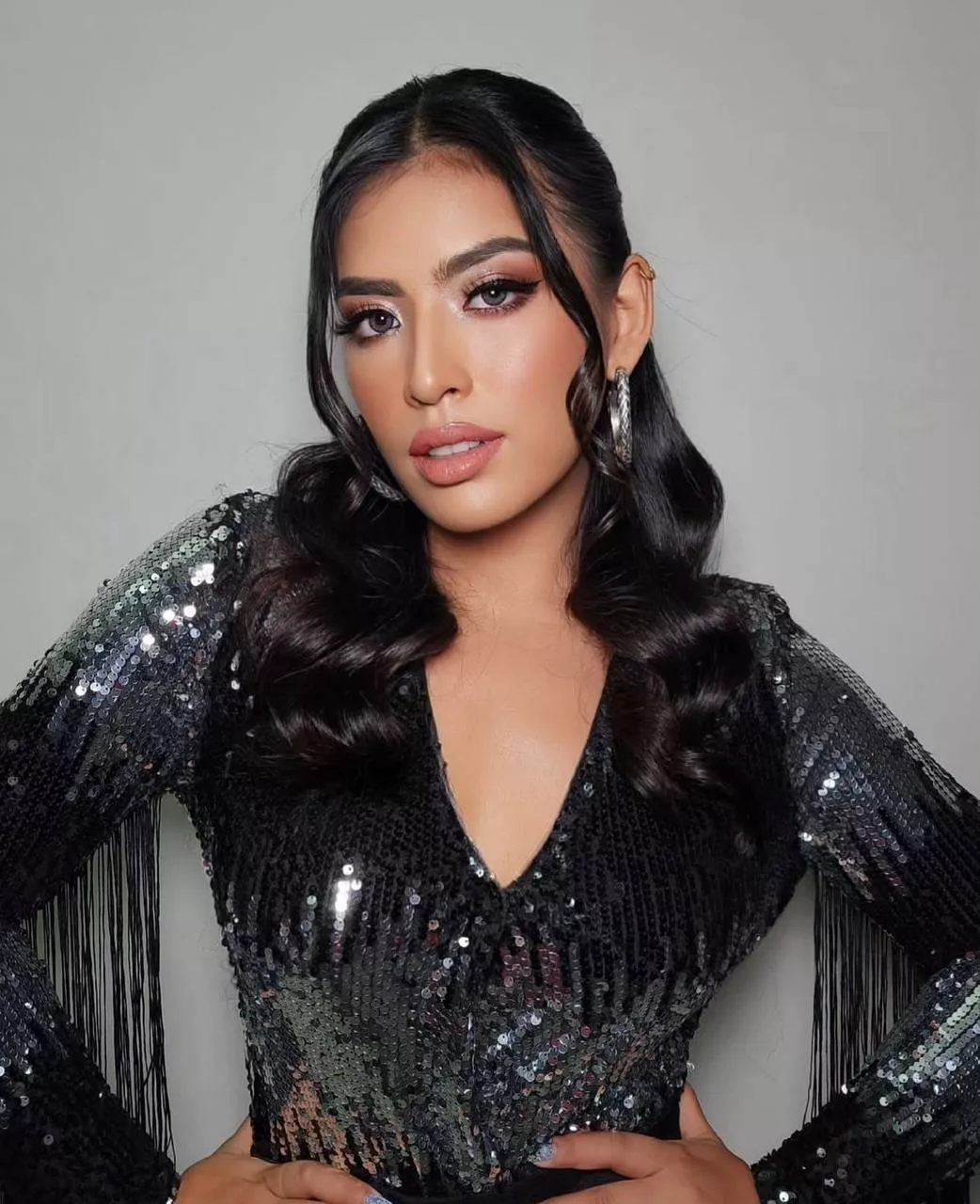 “Saya Dibuang Ke Dia Dibuang?” – Yazmin Aziz Padam Semua Konten Bersama Teman Lelaki, Cetus Tanda Tanya