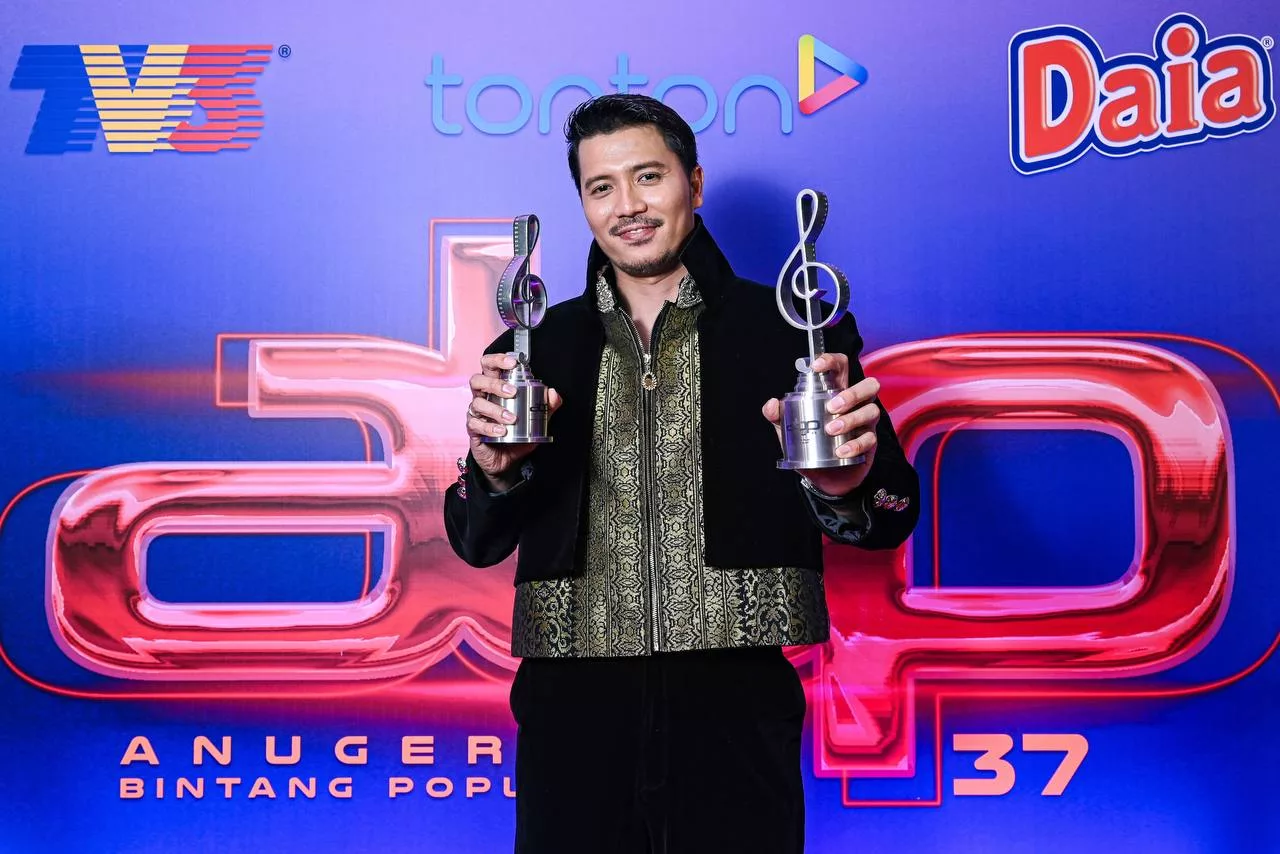 “Saya Pun Tertanya-Tanya, Adakah Saya Artis Yang Suka Cari Kontroversi? Tapi…,” - Fattah Amin 9 “Saya Pun Tertanya-Tanya, Adakah Saya Artis Yang Suka Cari Kontroversi? Tapi…,” – Fattah Amin