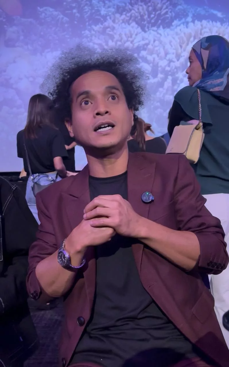 “Mungkin Dia Nampak Saya, Terus Nak Menghilang,” - Atu Terkilan Sharif Pulang Awal Ketika Malam Gala Filem Duyung, Sedia Turunkan Ego 13 “Mungkin Dia Nampak Saya, Terus Nak Menghilang,” – Atu Terkilan Sharif Pulang Awal Ketika Malam Gala Filem Duyung, Sedia Turunkan Ego