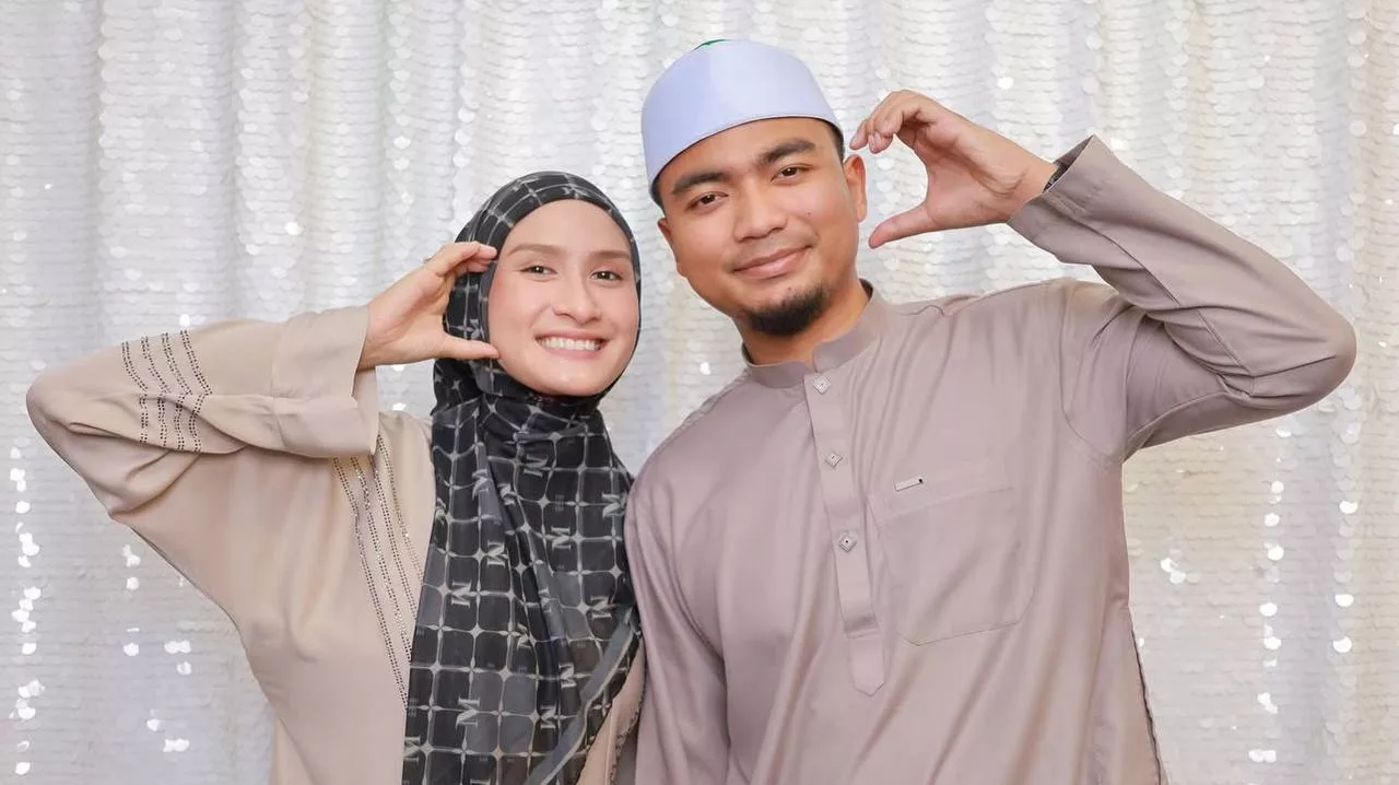 “Tanpa Sedar Kami Dilihat Kurang Beradab,” - Video ‘Gender Reveal’ Di Hadapan Kaabah Undang Kritikan, Neera Azizi Mohon Maaf 9 “Tanpa Sedar Kami Dilihat Kurang Beradab,” – Video ‘Gender Reveal’ Di Hadapan Kaabah Undang Kritikan, Neera Azizi Mohon Maaf