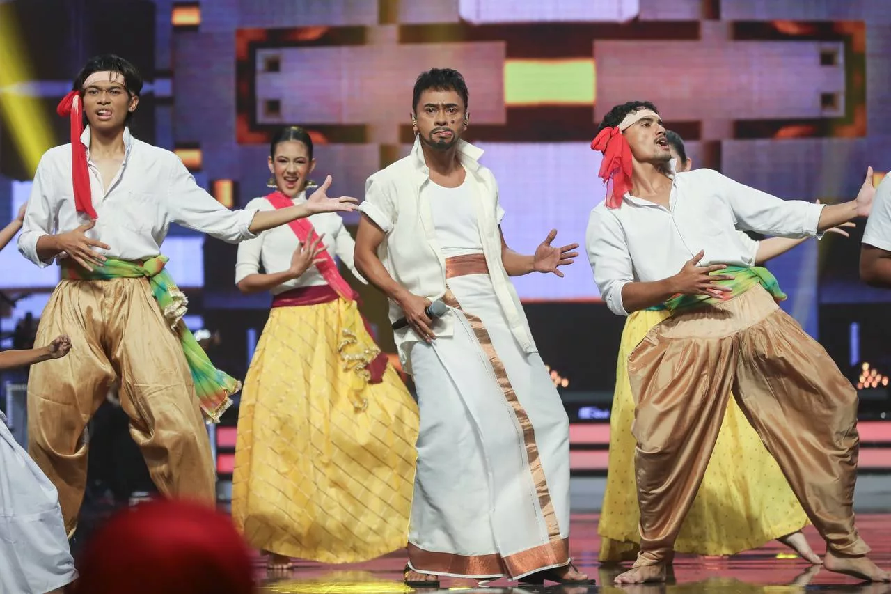 “Pengorbanan Berbaloi… Berlatih Sampai Sakit Badan,” – Iskandar Ismail Usaha 200% Kuasai Lagu Telegu, Tak Sekadar Asal Boleh!