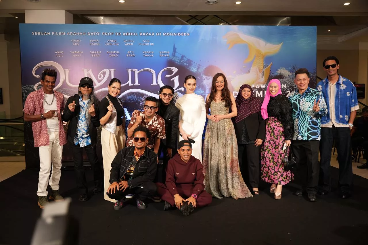 “Mungkin Ini Rezeki Saya…,” - Syaiful Zero Jawab Komen Tak Layak Jadi Duyung Jantan, Hampir Lemas Waktu Penggambaran 13 “Mungkin Ini Rezeki Saya…,” – Syaiful Zero Jawab Komen Tak Layak Jadi Duyung Jantan, Hampir Lemas Waktu Penggambaran