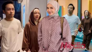 Nora Danish Enggan Ulas Hubungan, Mickey Ayo Tak Biasa Jadi Perhatian – “Tak Mahu Komen, Saya Fikir Masih Terlalu Awal.”