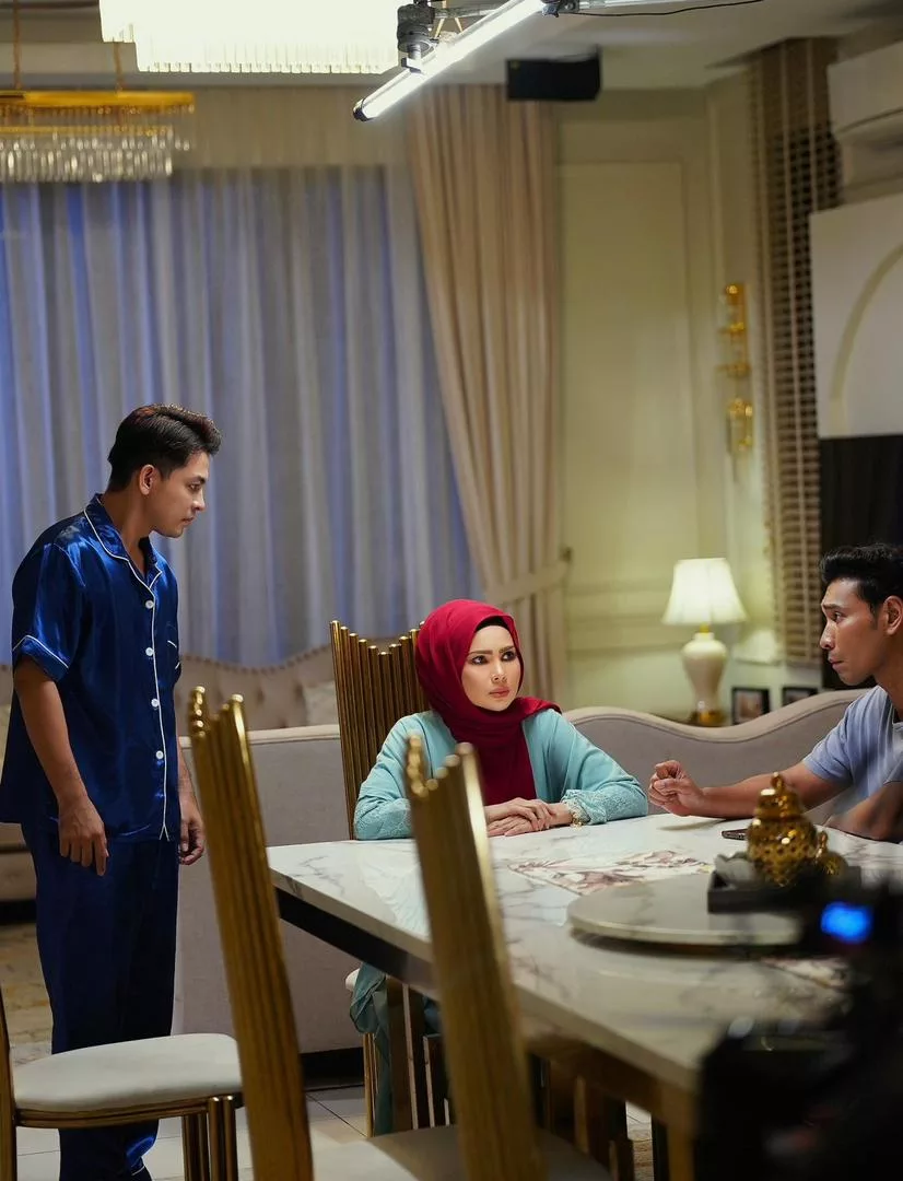 Kena Hentam Sampai Minta ‘Ditidurkan’, Watak Kak Ju Buat Nama Che Ta Meledak! – “Sejak Awal Episod, Berbakul-Bakul Kecaman Saya Terima.”