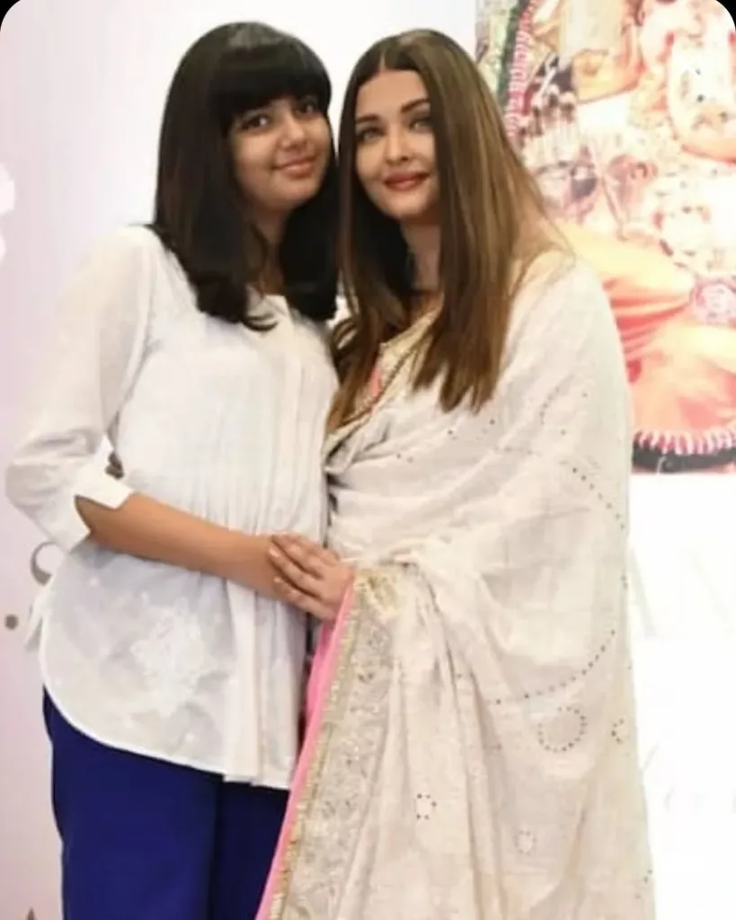 Aishwarya Rai Nafi Anak Tunggalnya Miliki Akaun Media Sosial 3 Aishwarya Rai Nafi Anak Tunggalnya Miliki Akaun Media Sosial