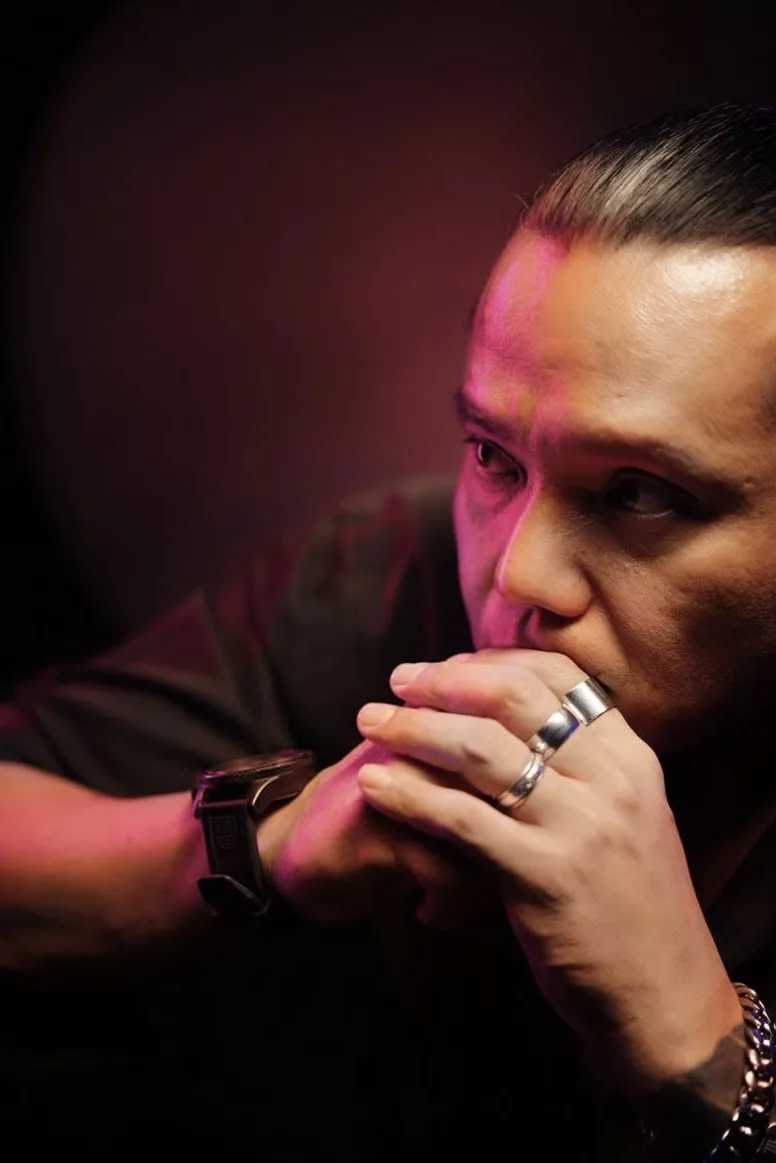 T-Rex Kembali Menyala! Suara Rock Yang Tidak Pernah Padam – “Ia Tentang Bangkit Semula…”