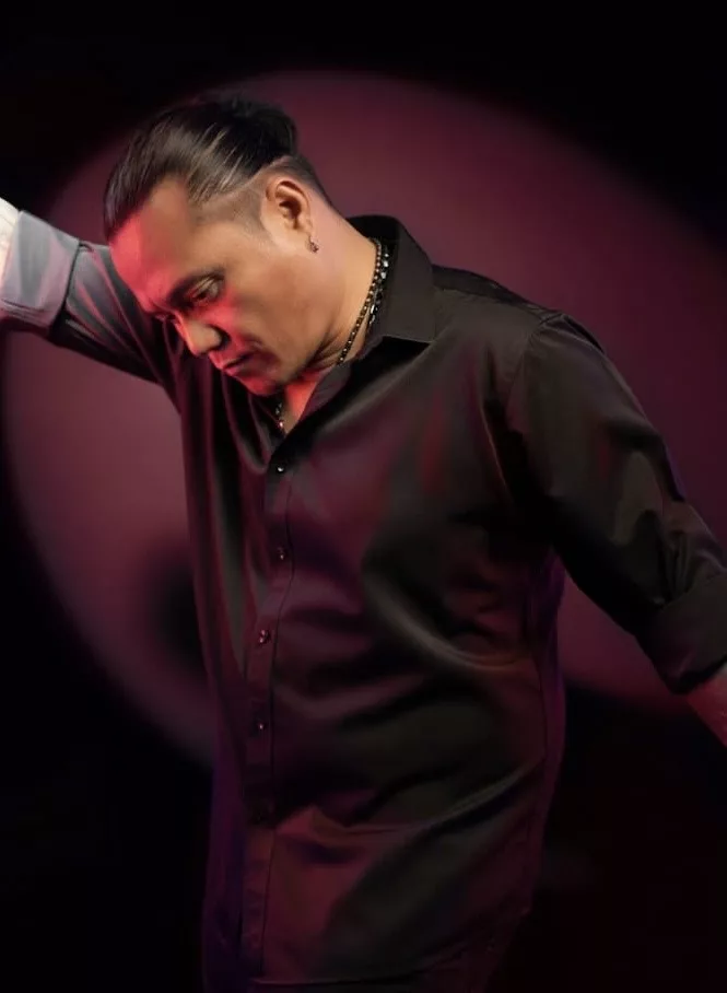 T-Rex Kembali Menyala! Suara Rock Yang Tidak Pernah Padam – “Ia Tentang Bangkit Semula…”