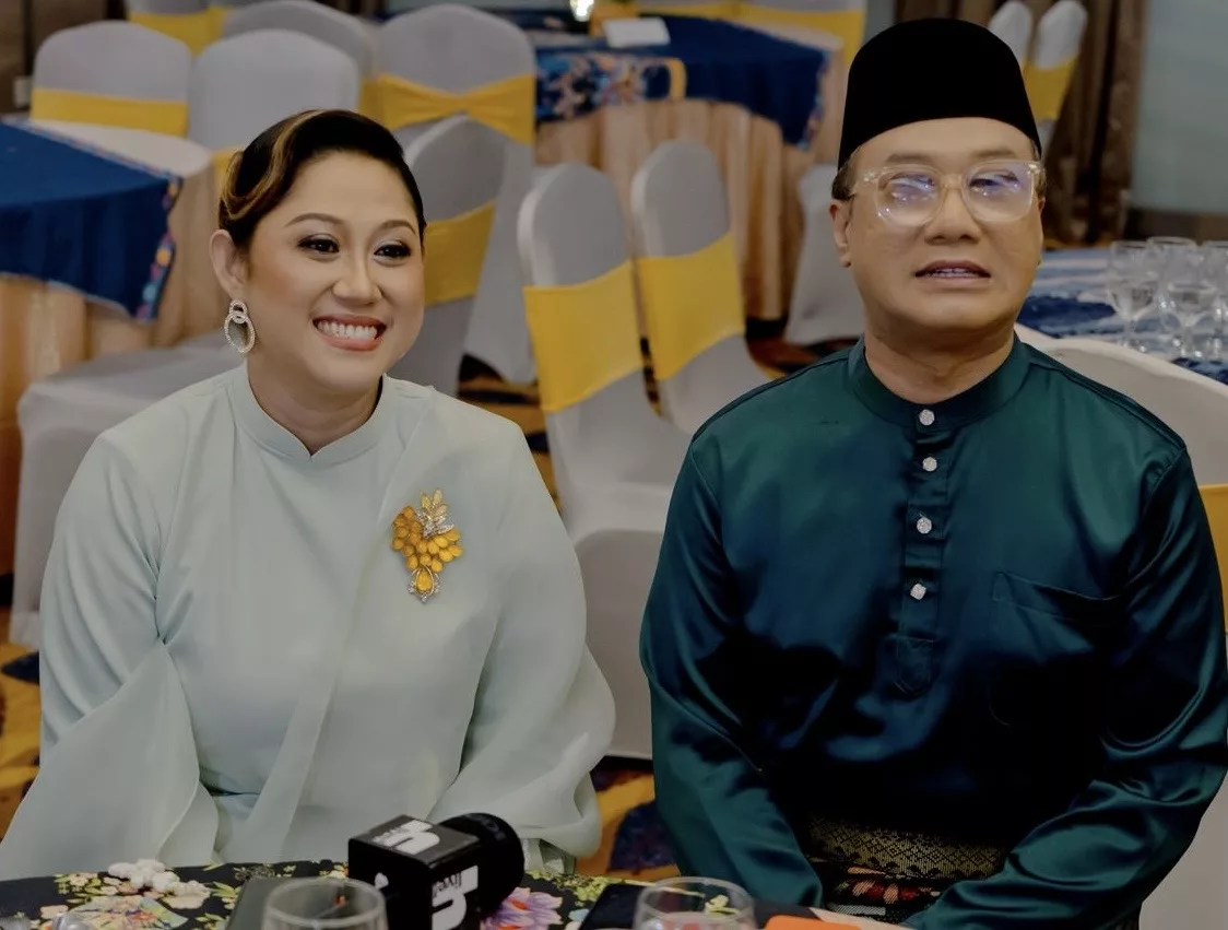 “Bila Atas Pentas, Ada Keserasian Itu,” – Ani Maiyuni Ulas Gandingan Dengan Kelly Azman, 15 Tahun Kekal Akrab