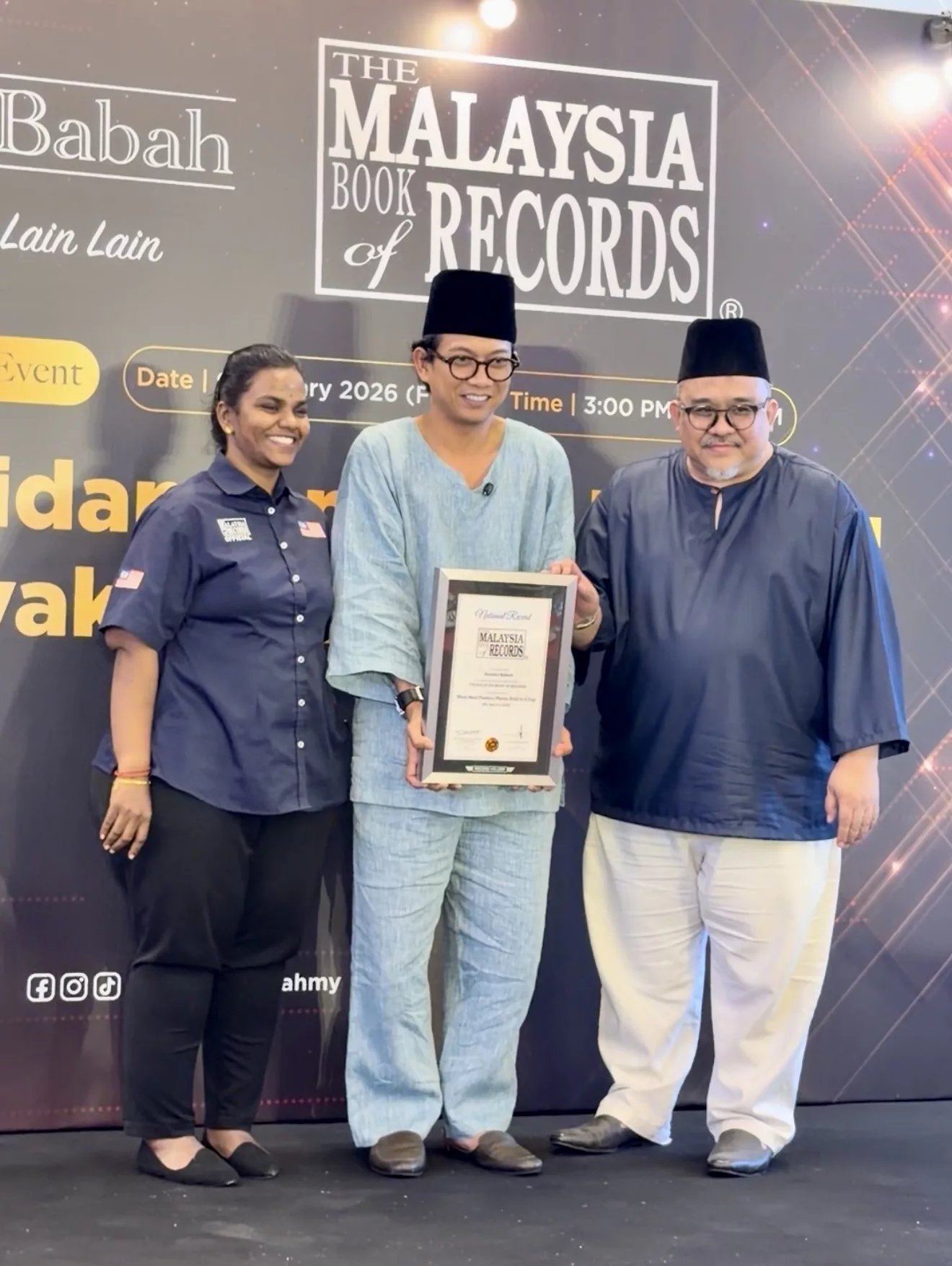 “Tak Jangka Ini Akan Berlaku,” – Kritikan Tak Patahkan Semangat Ajak Shiro, Restoran Cipta Rekod 23,674 Pinggan Nasi Padang Sehari