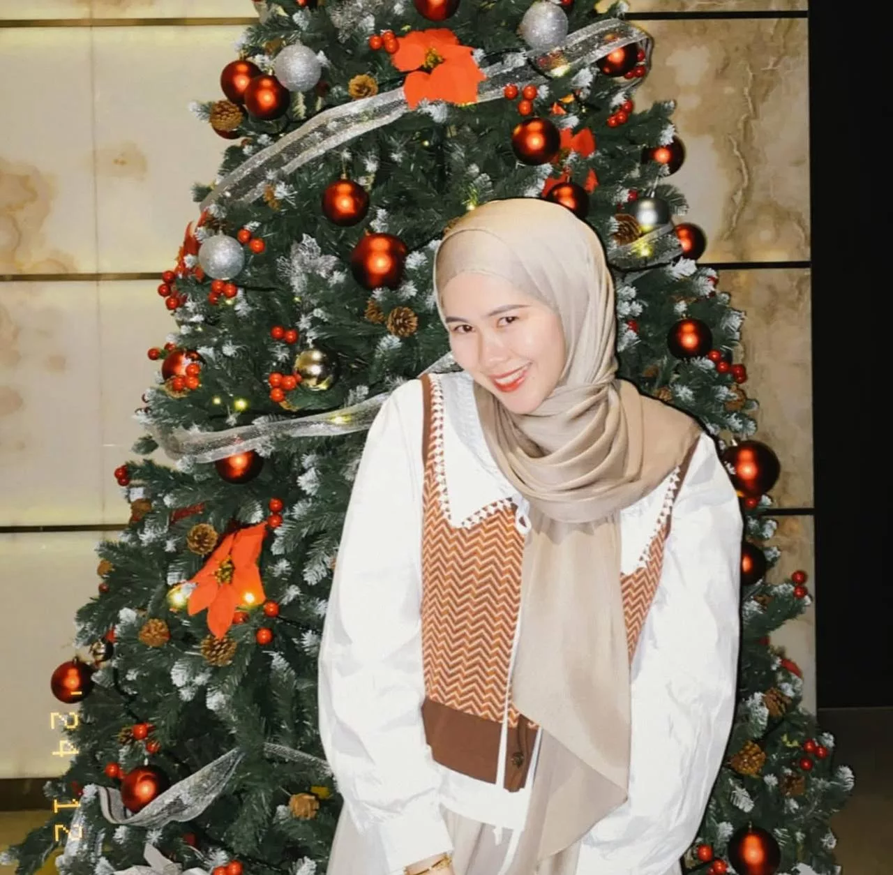 “Baju Masih Dalam Kotak, Pakai Apa Ada,” – Dr. Afifah Mohon Maaf Isu Pakaian Ke Mahkamah, Hanya Fokus Proses Sulh