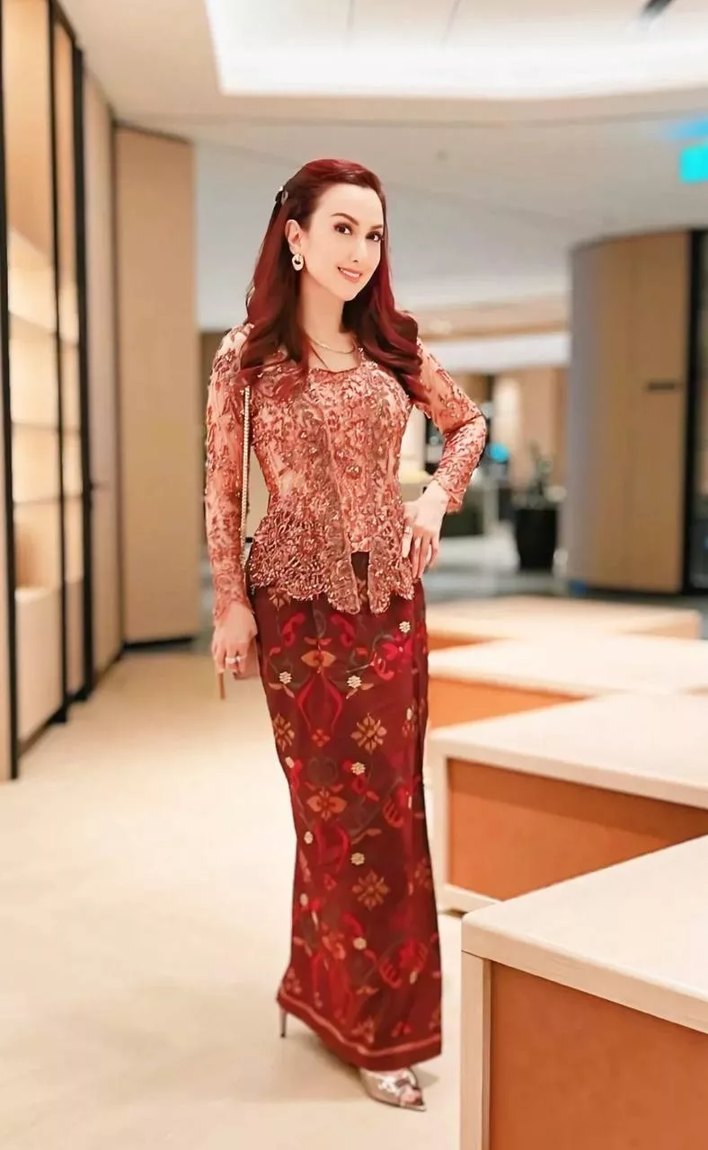 “Celah Mana Saya Cucuk…?,” – Maria Farida Pilih Cantik & Menua Secara Semula Jadi, Pembedahan Hanya Buat Wajah Nampak Pelik