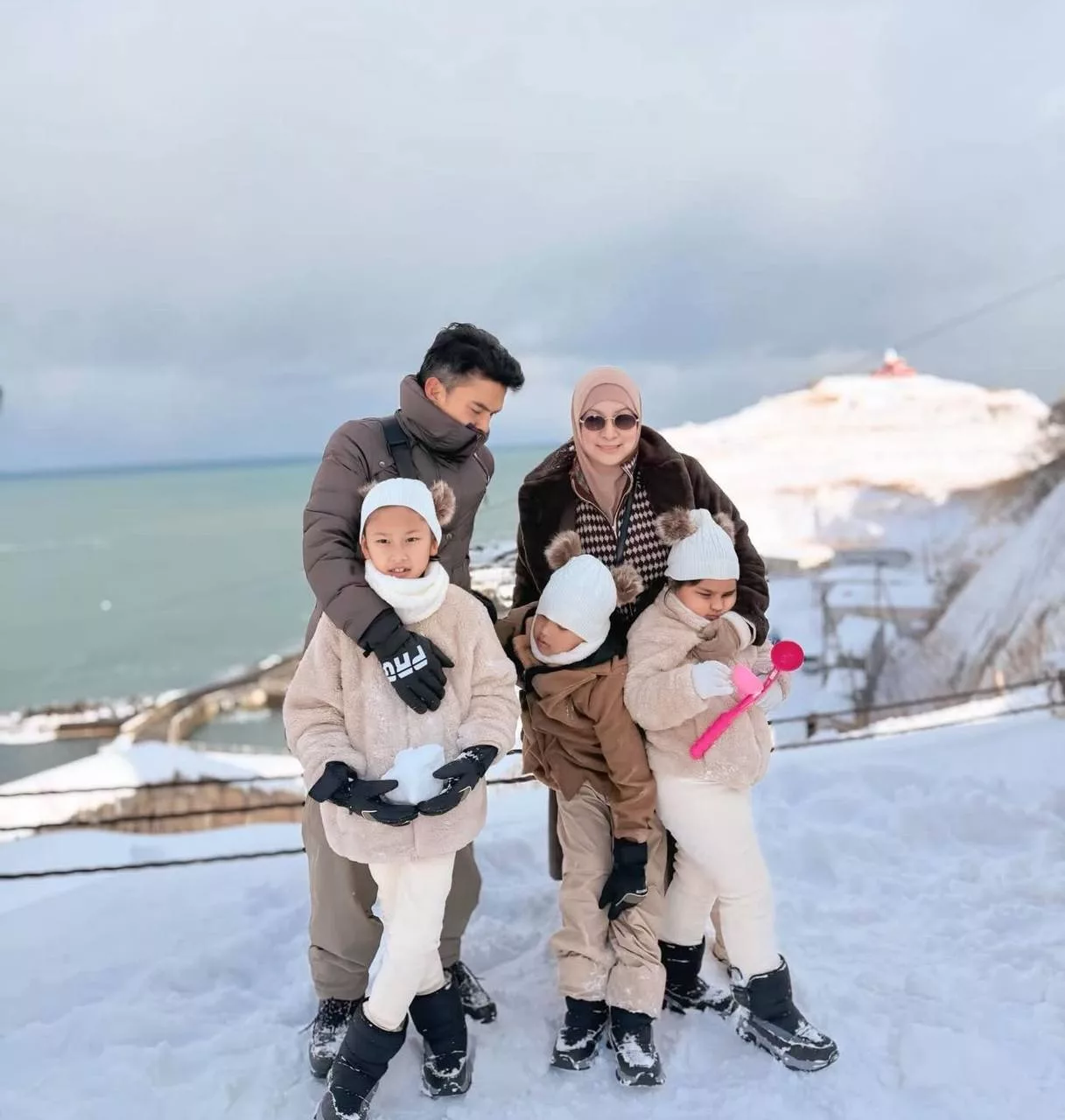 Anak Darjah Dua Umur 7 Tahun! Abby Abadi Minta Ibu Bapa Jangan Panik Isu Sekolah Usia 6 Tahun - “Tenang-Tenang Sikit Boleh? Istighfar.” 7 Anak Darjah Dua Umur 7 Tahun! Abby Abadi Minta Ibu Bapa Jangan Panik Isu Sekolah Usia 6 Tahun – “Tenang-Tenang Sikit Boleh? Istighfar.”