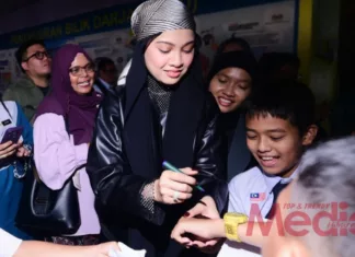 Nabila Razali Ceriakan Pelajar & Sebar Mesej #BalasBaik… Minggu Awal Sekolah Jadi Lebih Bermakna! Segment Template