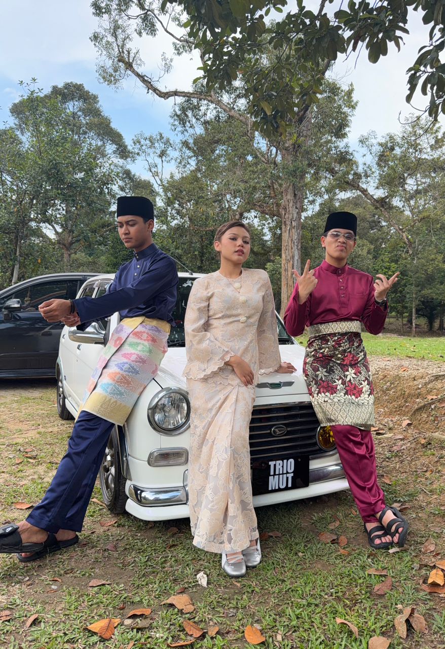 “Ini Rezeki,” – Selepas Talk To My Manager, Hadie, Auddra & Ammar Bergabung Dalam ‘Dentam Dentum Raya’, Auddra Nyanyi Bahagian Rap!