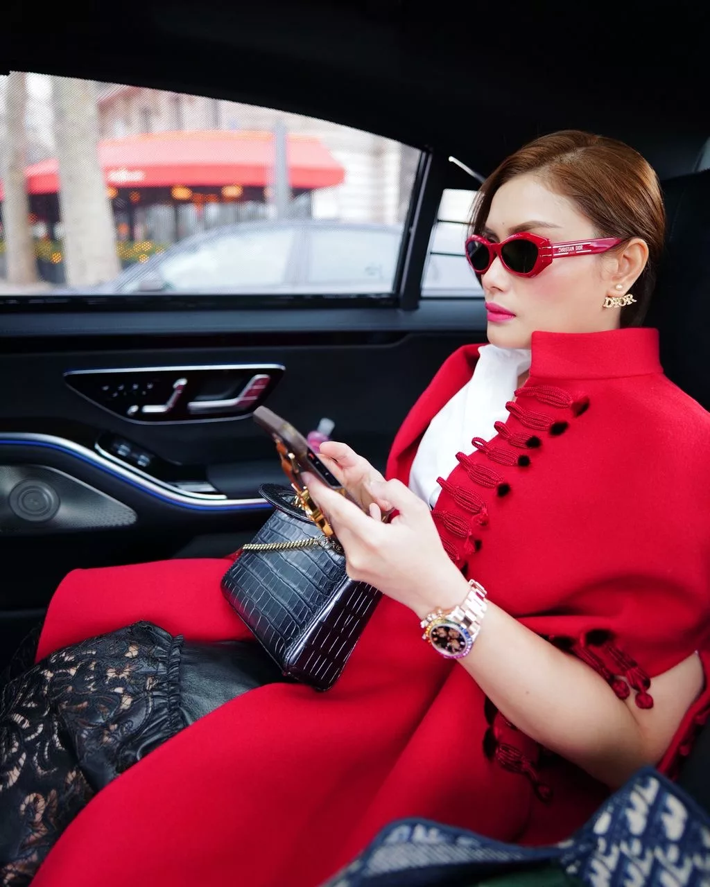 Dari Diuji Akaun 900,000 Pengikut Digodam Ke Takhta Bisnes Berlian, Rezeki Aleeya Avenys Kini Bangkit Jadi Tauke Barang Kemas!