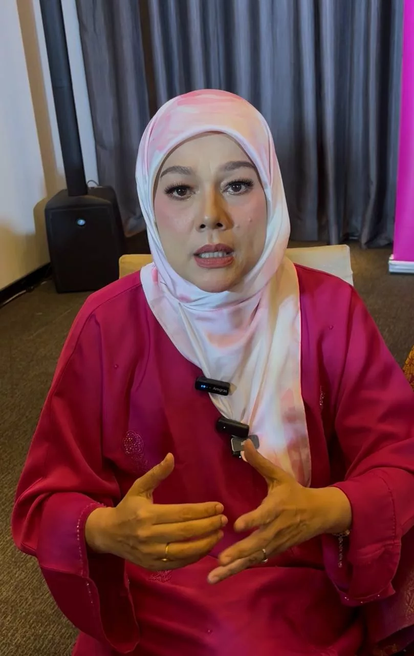“Ijoy Ada Peranan Dalam Hidup Saya, Biarlah Raqib & Atit Yang Catit,” – Sharifah Shahirah Tak Rasa Hos Podcast ‘Jerat’ Soalan Pedas