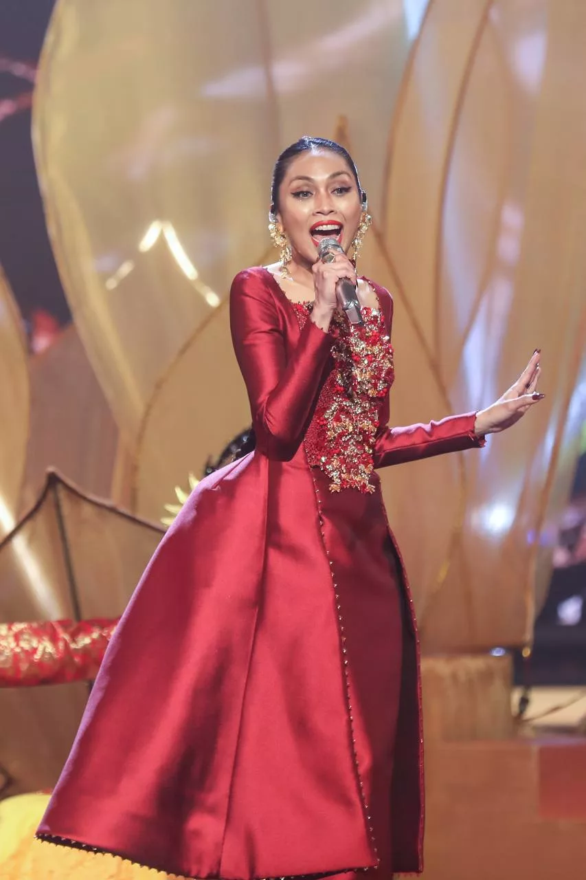 Belum Boleh ‘Move On’! Astro Menampilkan Semangat Home Of Live Dengan Sentuhan Indah & Luar Biasa Menerusi Pentas ‘Re Culture’ GMWA2025 39 Belum Boleh ‘Move On’! Astro Menampilkan Semangat Home Of Live Dengan Sentuhan Indah & Luar Biasa Menerusi Pentas ‘Re Culture’ GMWA2025