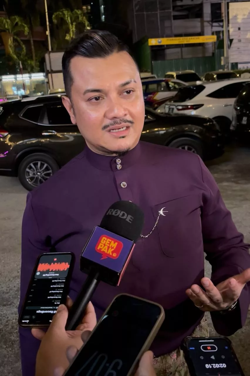 “Bila Balik, Isteri Tak Masak…,” – Fazley Yaakob Mahu Jadi ‘Hero’ Buat Suami Tersakiti? Perkongsian Di Threads Bukan Kisah Peribadi!